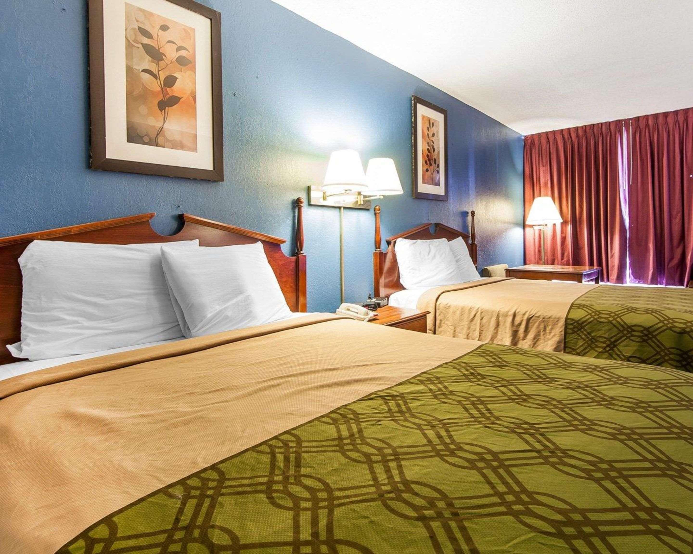 Econo Lodge Cleveland Exterior photo