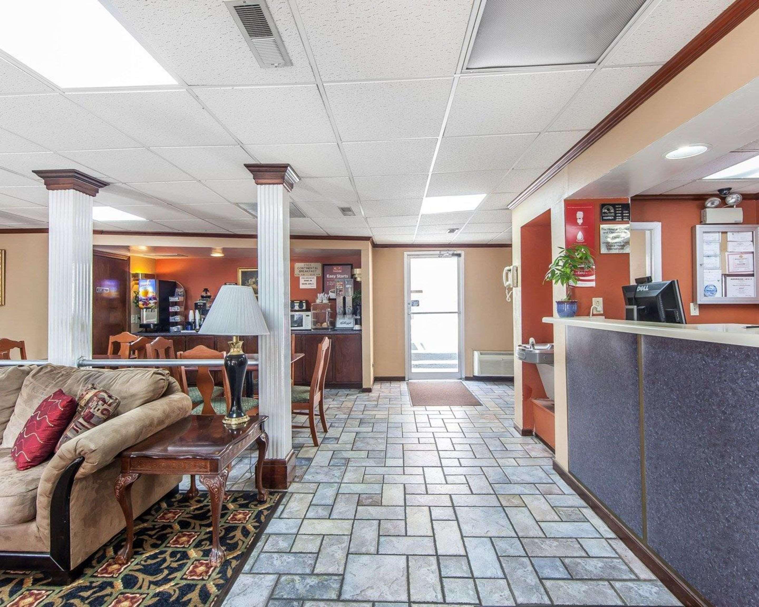 Econo Lodge Cleveland Exterior photo